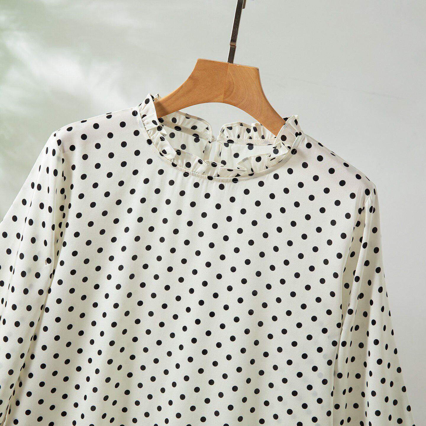Элегантная блузка Winsleter из – обзор и цена Silk Blouse